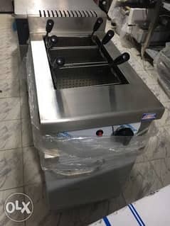 ماكينة باستا كوكر محلي 40 × 70 × 30  سم
